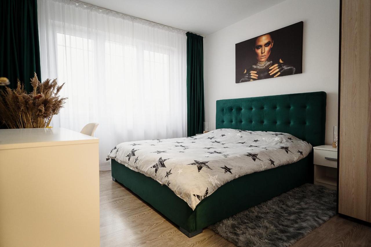 Blue House For 4 Guests With Netflix And Disney Iasi Exterior photo